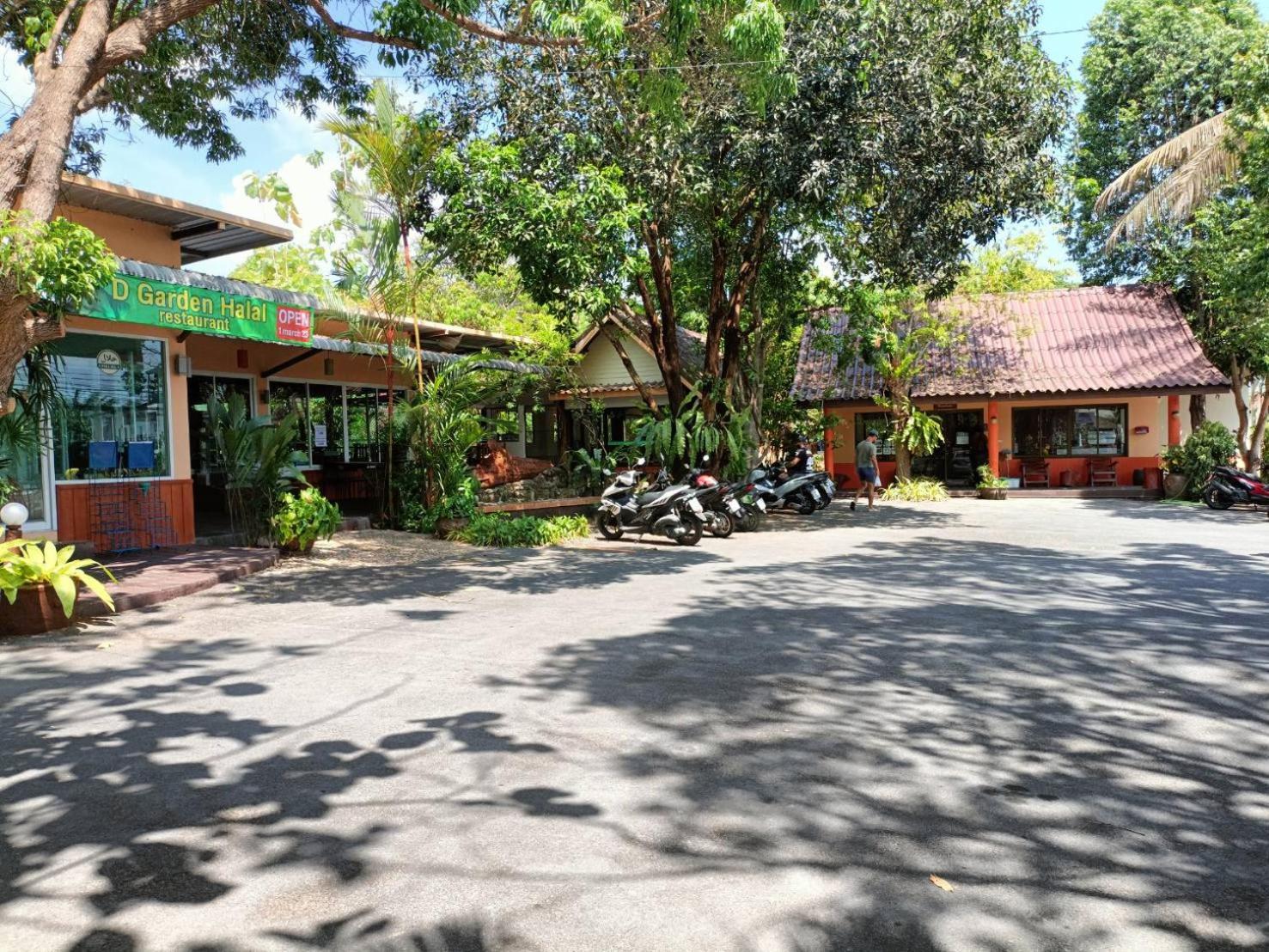 Baan Suan Villas Resort Ban Suan  Екстер'єр фото